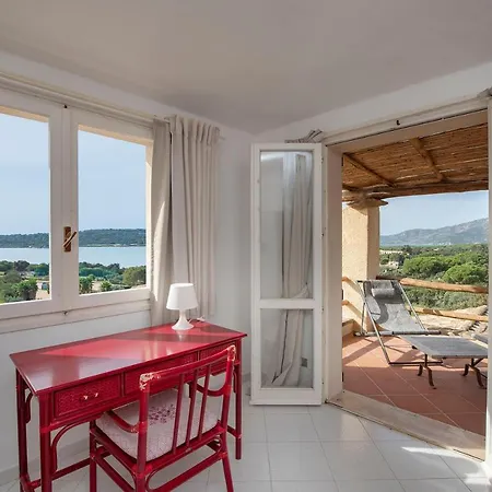 Sara Villa Villasimius