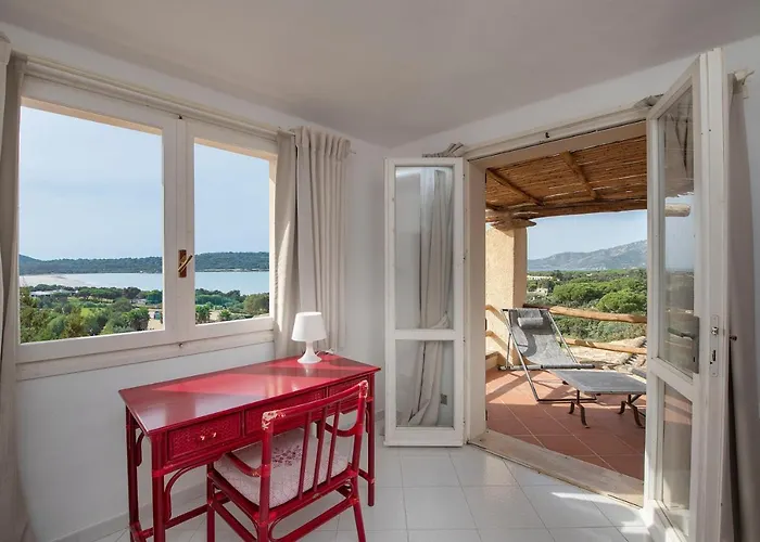 Sara Villa Villasimius